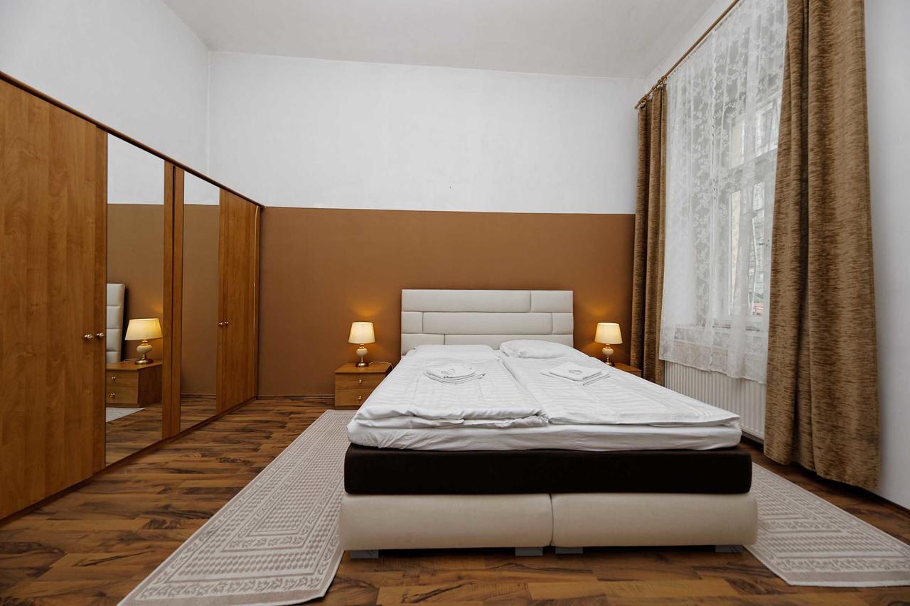 Apartments U Cisare Praga Zewnętrze zdjęcie
