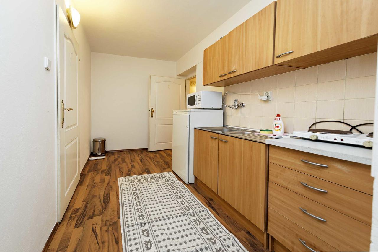 Apartments U Cisare Praga Zewnętrze zdjęcie